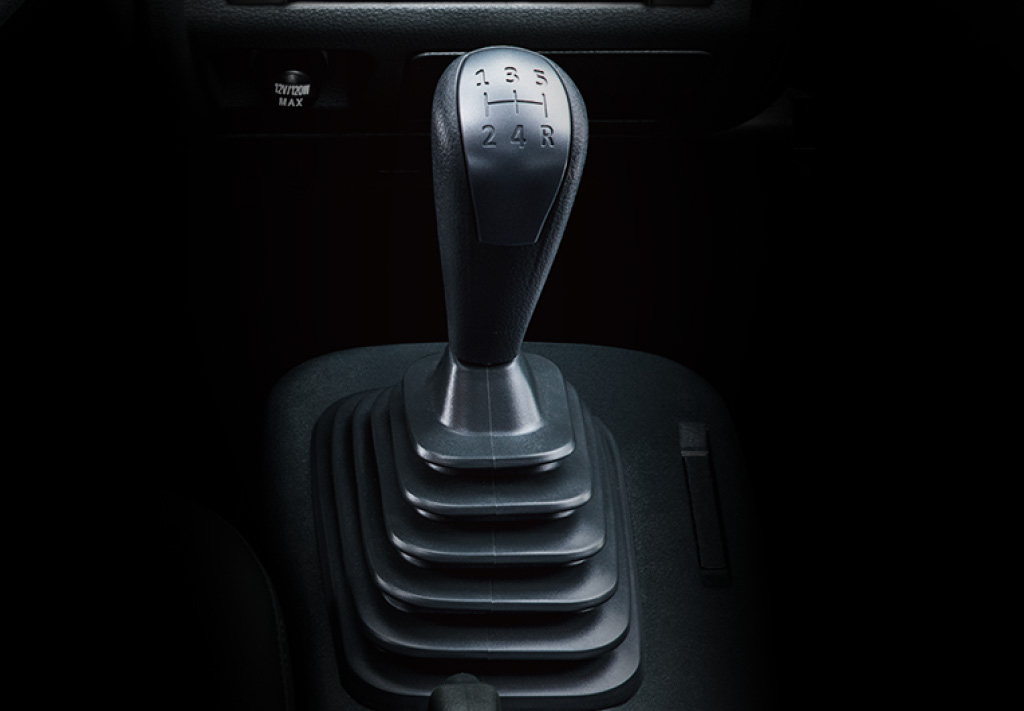 Veryca 1.5L Panel VAN MY2023_Slider_image_3